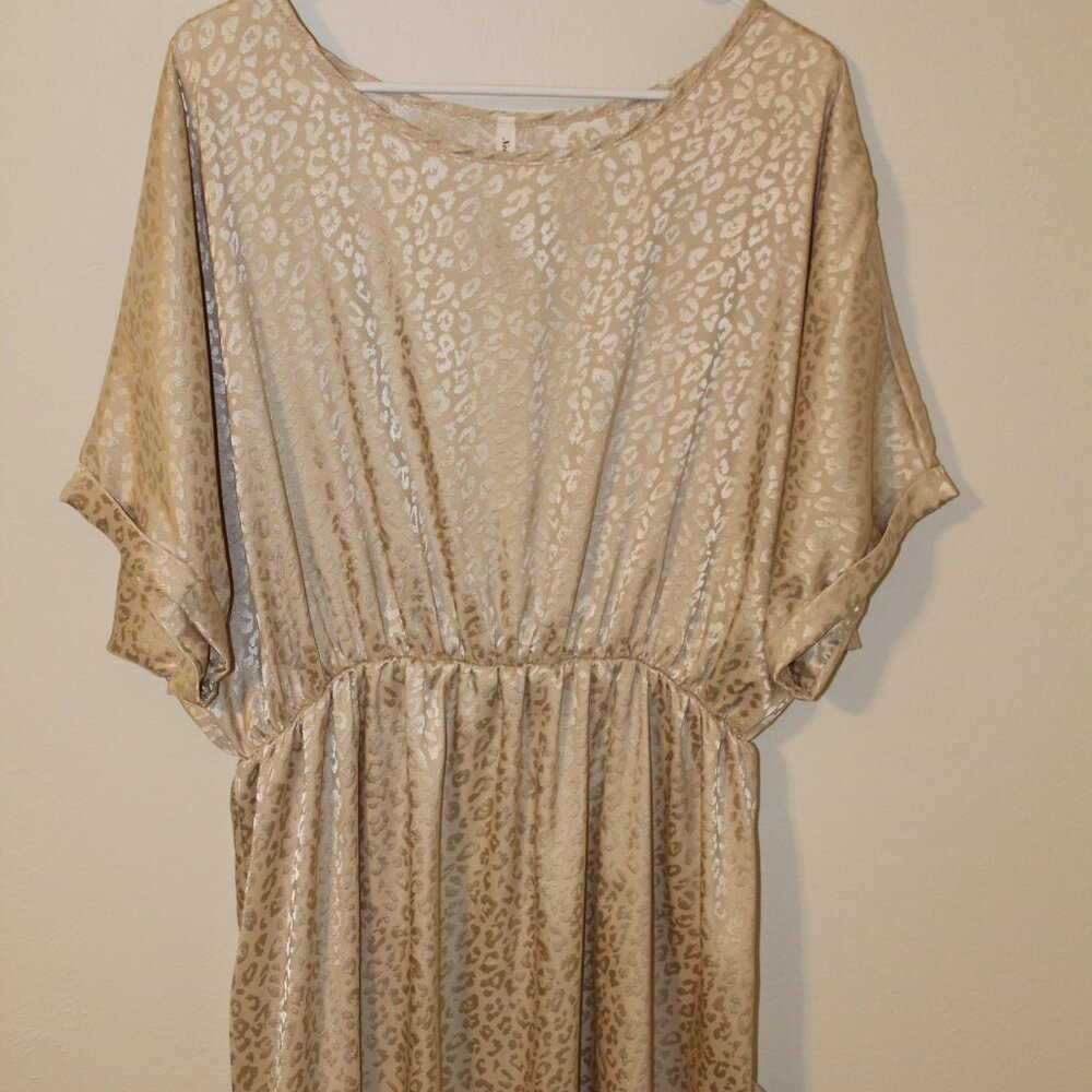 Now N Forever Women's Cream Colored Leopard Print Dress Size 3X